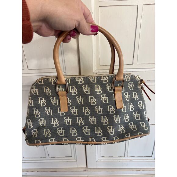 Dooney & Bourke monogram canvas handbag satchel bag - Picture 3 of 8